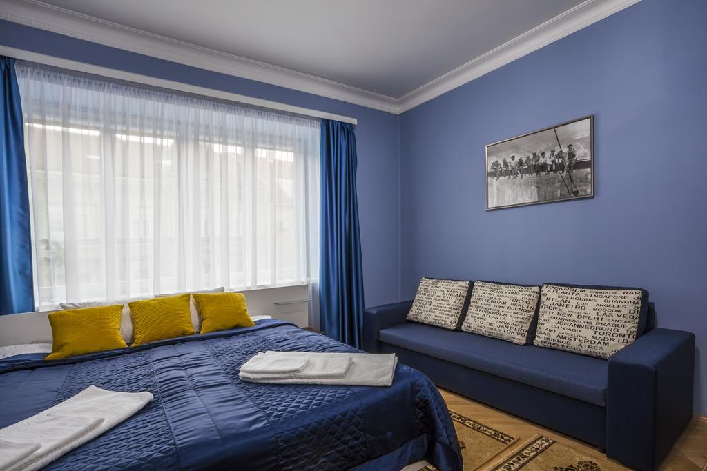 Luxury Air-Conditioned Rooms In Old Town Bratislava Exterior foto
